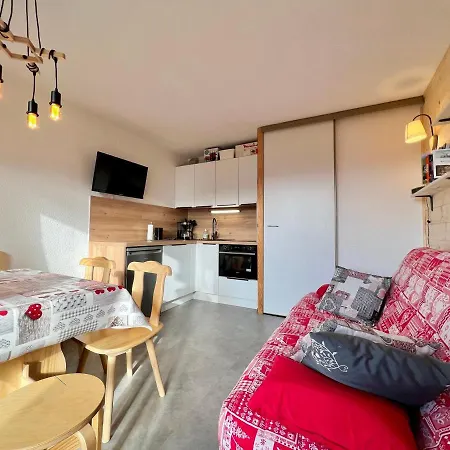 Renove Avec Terrasse, Proche Ski-bus Et Commerces, - Fr-1-505-178 * Notre-Dame-de-Bellecombe