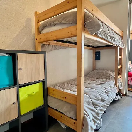Renove Avec Terrasse, Proche Ski-bus Et Commerces, - Fr-1-505-178 Apartment
